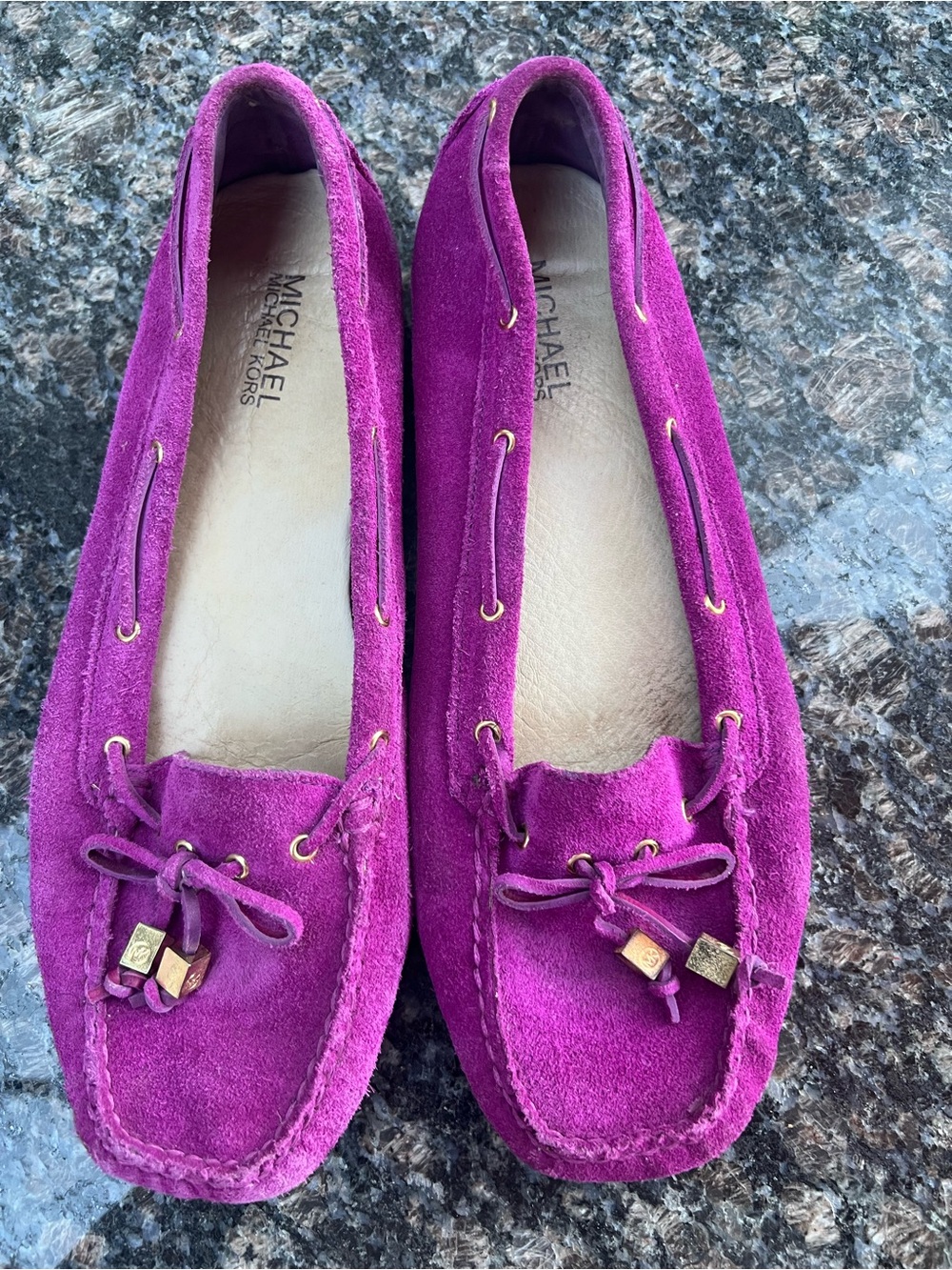 Michael Kors daisy Fuchsia suede moccasin flats loafer bow slip on size 10